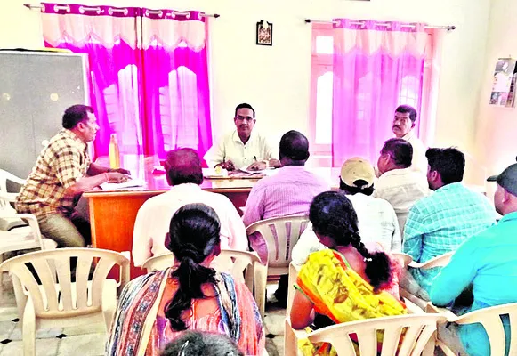 రూ.100 కోట్ల బిల్లులు పెండింగ్‌