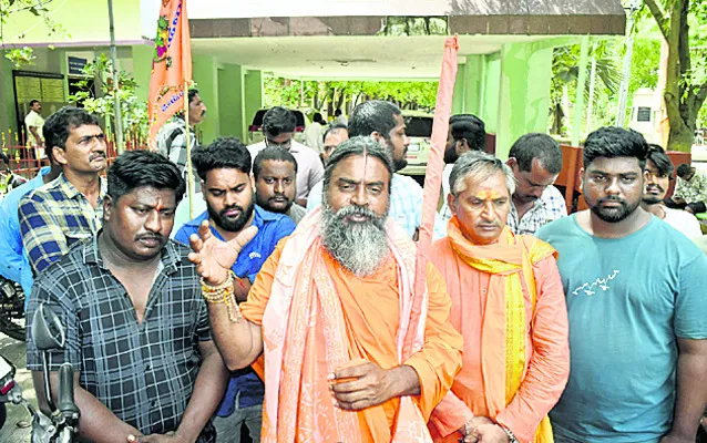 ఉగ్రవాదుల అన్వేషణలో కూటమి విఫలం