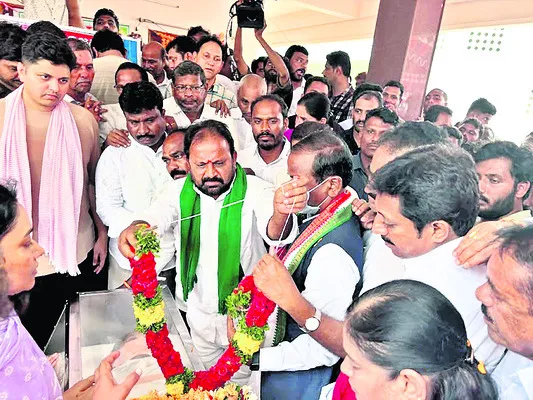 మాజీ
