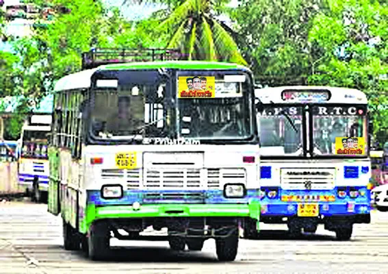 ప్రయాణికులపై ‘మహా’ దెబ్బ