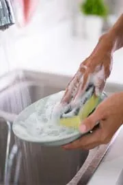 Home Tips: Does dish soap damage hands2