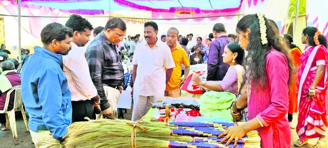 ప్రకృతి సాగుతోనే         భూమి సారవంతం
