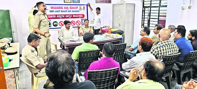 ఔషధ దుకాణాల్లో మత్తు పదార్థాలు అమ్మొద్దు