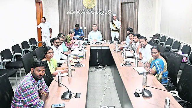 2న యువ వికాసం ప్రొసీడింగ్స్ ఇవ్వాలి