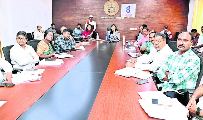 ‘ఆర్యువీ’పై వీసీలో సమీక్ష