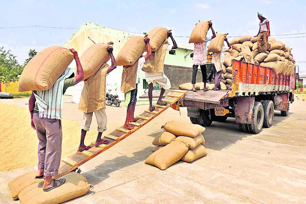 రికార్డు స్థాయిలో ధాన్యం కొనుగోళ్లు