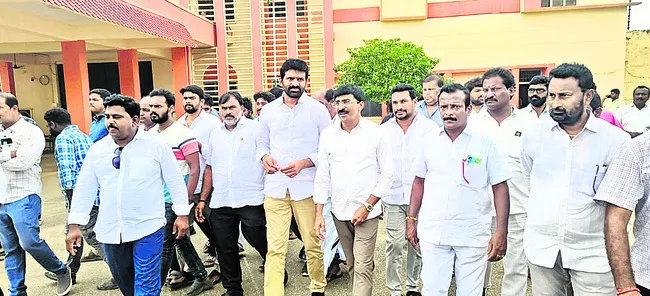 అక్రమ