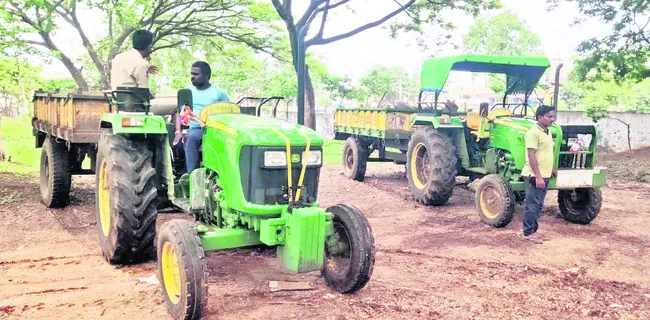 రైలు కింద పడి గుర్తు తెలియని వ్యక్తి ఆత్మహత్య