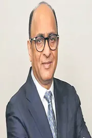 Sebi Bans IndusInd Bank Ex CEO Sumant Kathpalia From Securities Market4