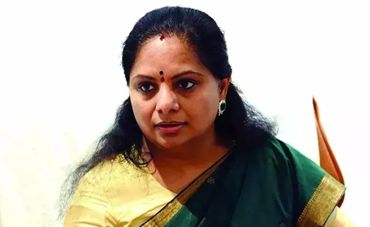 ఆంధ్రజ్యోతిది జర్నలిజమా.. శాడిజమా?: కవిత