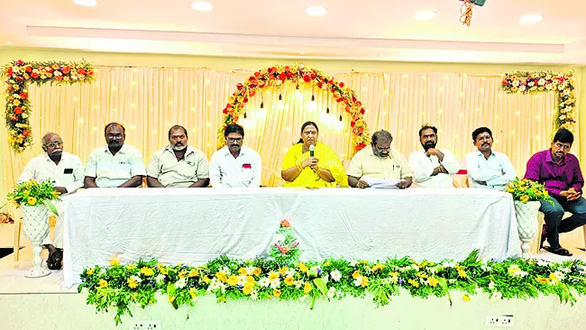విజయదశమికి నూకాంబిక నూతన ఆలయం