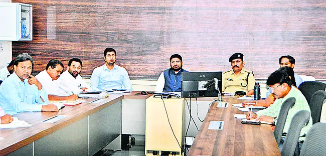 5 నుంచి రెవెన్యూ సదస్సులు నిర్వహించాలి