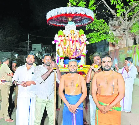 నేత్రపర్వం చాత్మార్‌ ఉత్సవం 