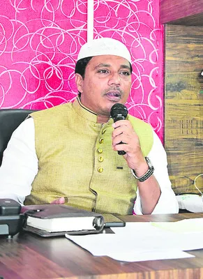 ముస్లింలపై పవన్‌వి దిగజారుడు వ్యాఖ్యలు 