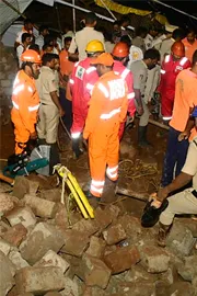Simhachalam Temple Wall Collapsed incident Updates1