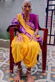 Birthday celebrations for centenarian woman at warangal1
