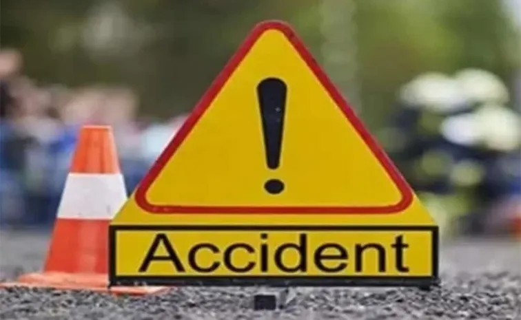 private travels bus accident in eluru district1