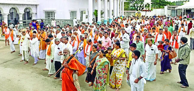గురువుల ఉపదేశం బంగారం