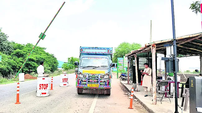 మళ్లీ టోల్‌ వసూళ్లు షురూ