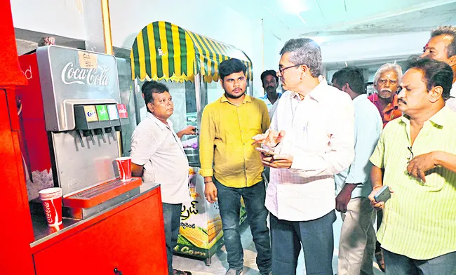 సినిమా థియేటర్లలో తనిఖీలు 
