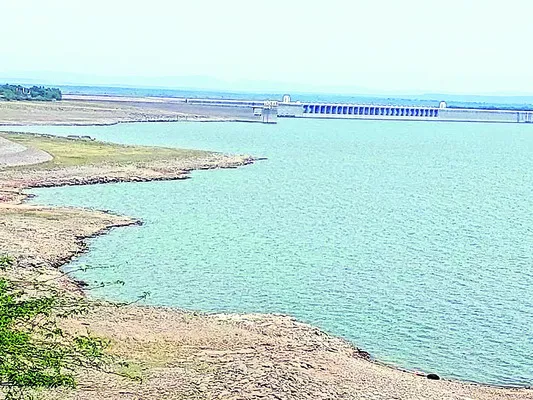 ముందస్తు వర్షాలతో కృష్ణానదికి వరద