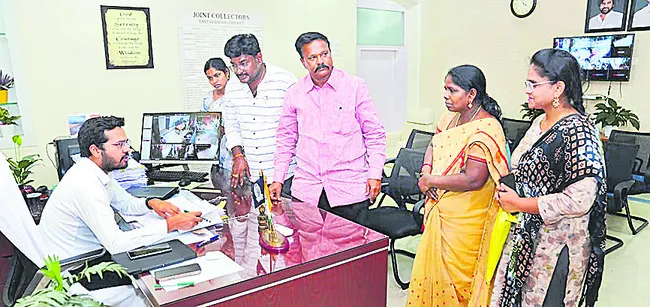 గ్రంథాలయ సంస్థ ఉద్యోగులకు బదిలీల కౌన్సెలింగ్
