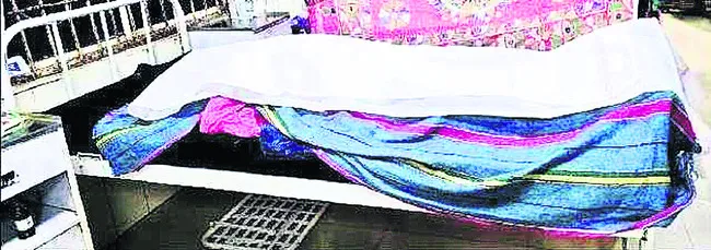 జిల్లా కేంద్రాస్పత్రిలో బాలింత మృతి 