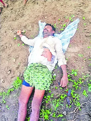 పిడుగుపాటుకు వ్యక్తి మృతి