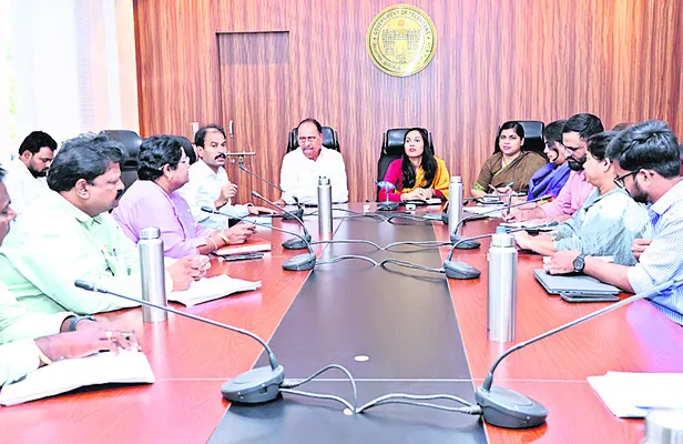 మహిళల ఆర్థికాభివృద్ధికి డెయిరీ ఏర్పాటు