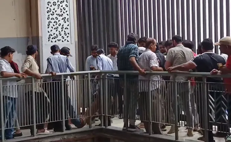 20 Year old Man Dies Jumping From 16th Floor