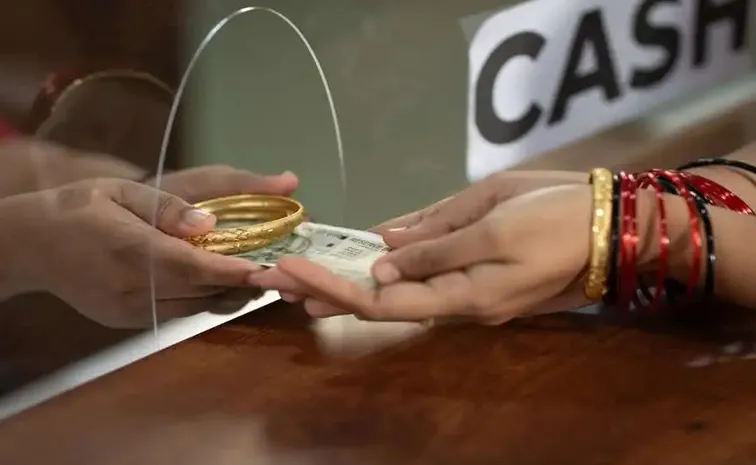 Indias Gold Loan Rules Set for Overhaul Amid Government Pushback