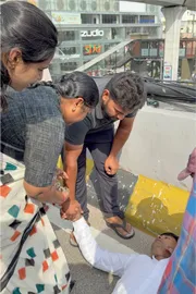 Minister Seethakka Quick Action While Biker Struggling With Fits4