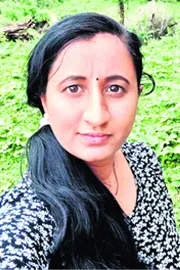 mother and daughter ends life in road incident1