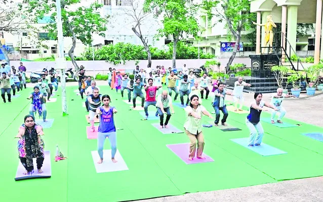 యోగాతో సంపూర్ణ ఆరోగ్యం 
