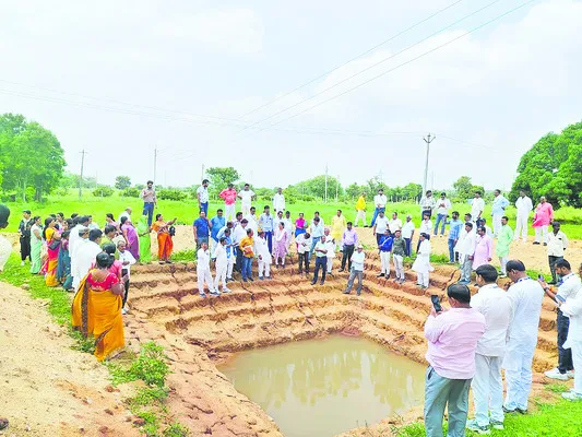 గ్రామాల్లో బిహార్‌ బృందం పర్యటన 