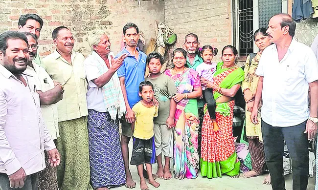 అమలాపురంలో తొలిసారిగా బాక్స్‌ క్రికెట్‌ పోటీలు 