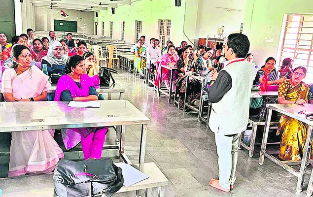 మానవ అక్రమ రవాణాను అరికట్టాలి