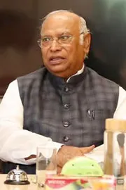 Narendra Modi Govt misled nation says Congress 1