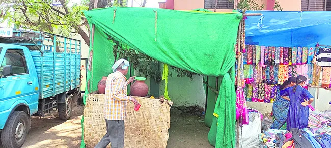 18 ఏళ్లుగా డీసీఎం డ్రైవర్స్‌, ఓనర్స్‌ ఆధ్వర్యంలో..