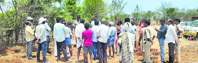 కుర్మిద్దలో ఉద్రిక్తత 