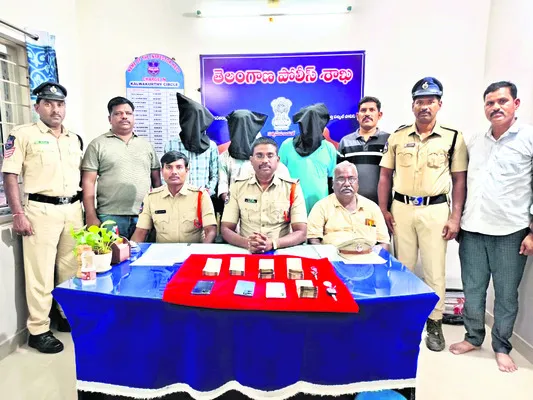 జల్సాలకు అలవాటుపడి చోరీలు