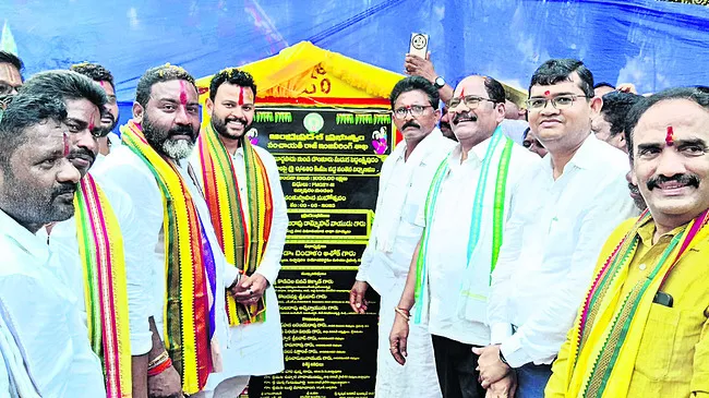 వంతెనల నిర్మాణానికి శంకుస్థాపన