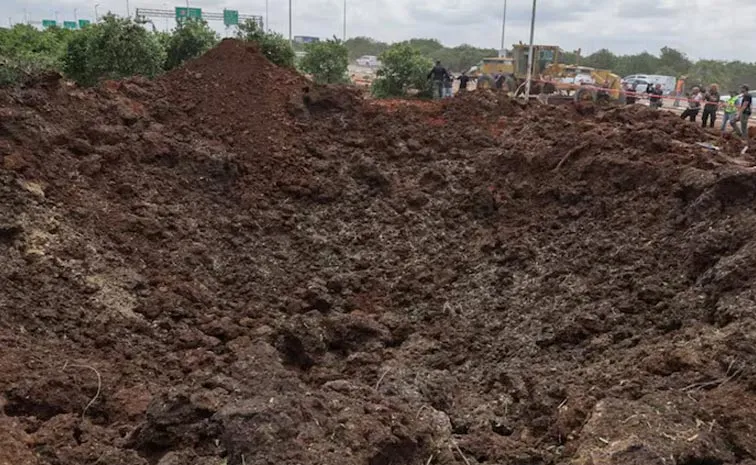 25 Meter Deep Crater At Israel Biggest Airport After Houthi Missile Strike