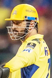 Aaj Tak Wahaan Fielder Dekha hai kabhi: Dhoni Calls out Teammate1