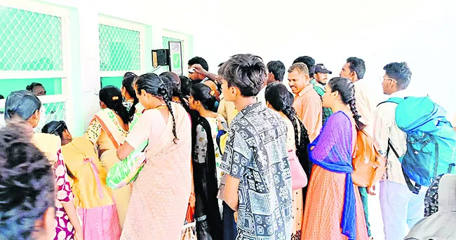 కలెక్టరేట్లో భగీరథ మహర్షి జయంతి