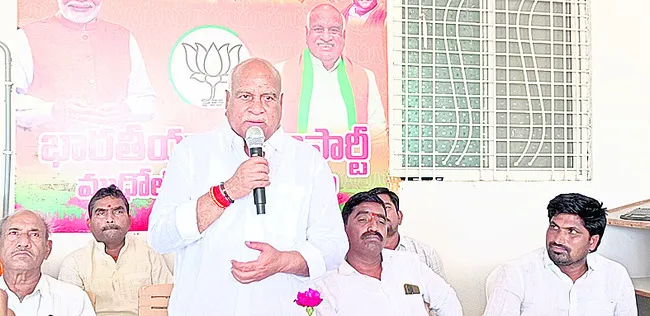 కష్టపడి పనిచేసేవారికి గుర్తింపు
