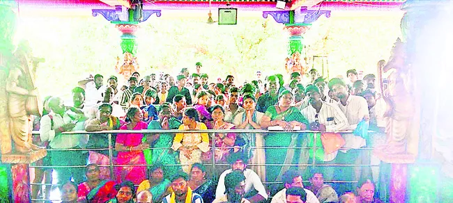 హేమాచల క్షేత్రంలో భక్తుల సందడి