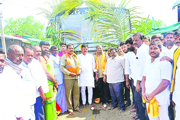 ఖేడ్ డిపోకు మరో పది బస్సులు