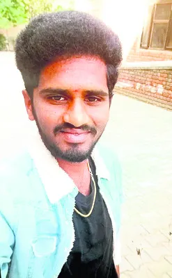 పేరుపాలెం బీచ్‌లో యువకుడి గల్లంతు 