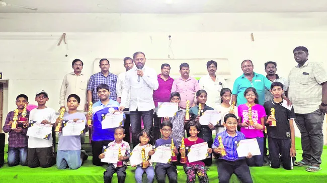 చెస్పోటీలు మేధాశక్తిని పెంచుతాయి